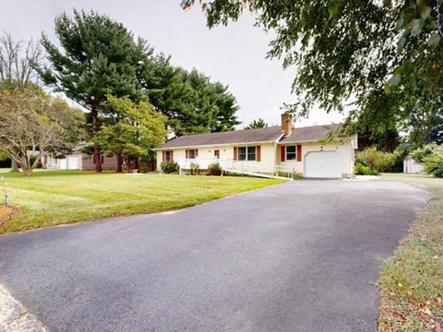 House for sale in Frederica, Kent County