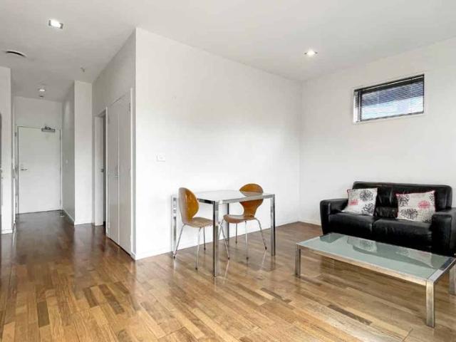 Apartment for rent in Mechanics Bay, Auckland