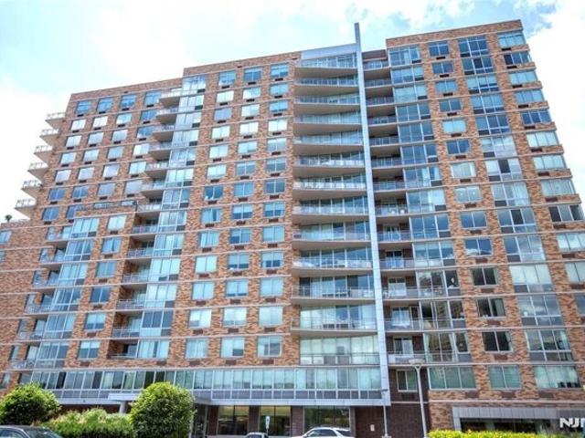 Condo for sale in Edgewater