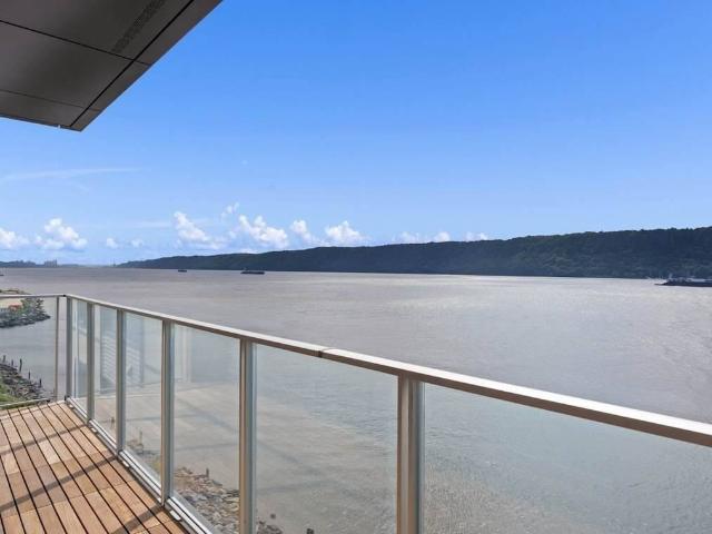 Apartment for rent in Glenwood, New York