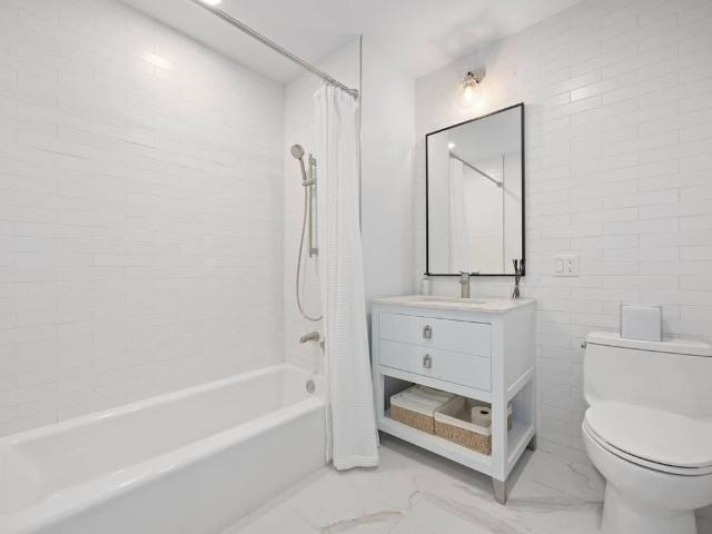 Apartment for rent in Glenwood, New York