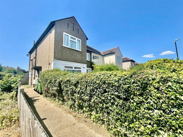 House for rent in London Borough of Bexley, Greater London