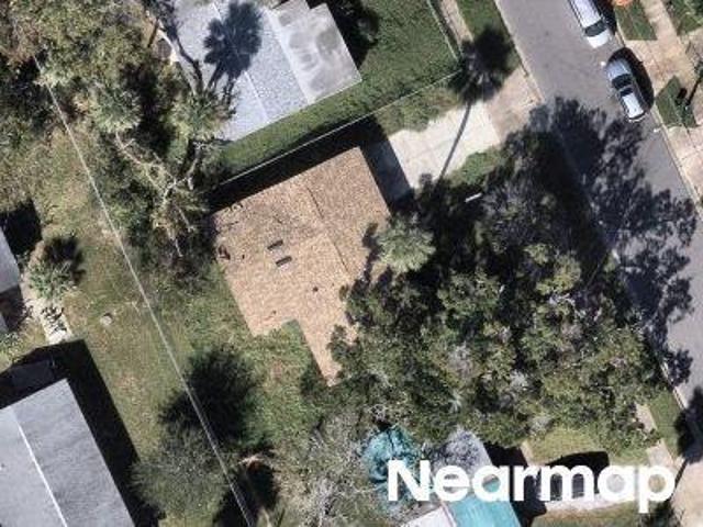 House for sale in Lakeside Village, Daytona Beach