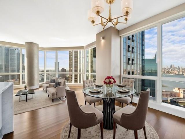 Condo for sale in Hudson, New Jersey