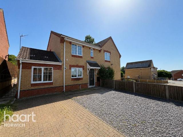 House for rent in East Bank, Norfolk