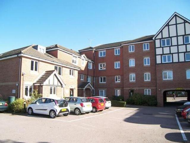 House for sale in Potters Bar, Hertfordshire