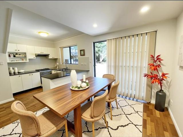 Townhouse for rent in Willoughby, New South Wales
