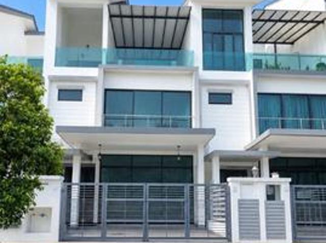 Terraced House for rent in Denai Alam, Shah Alam
