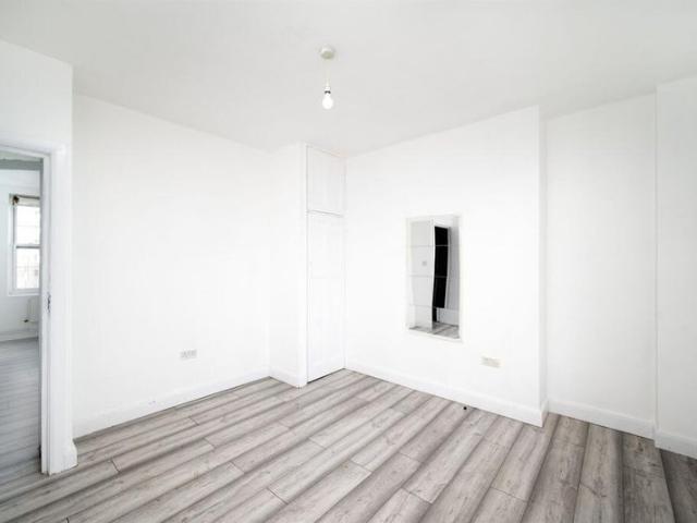 Apartment for rent in Chalk Farm, Greater London