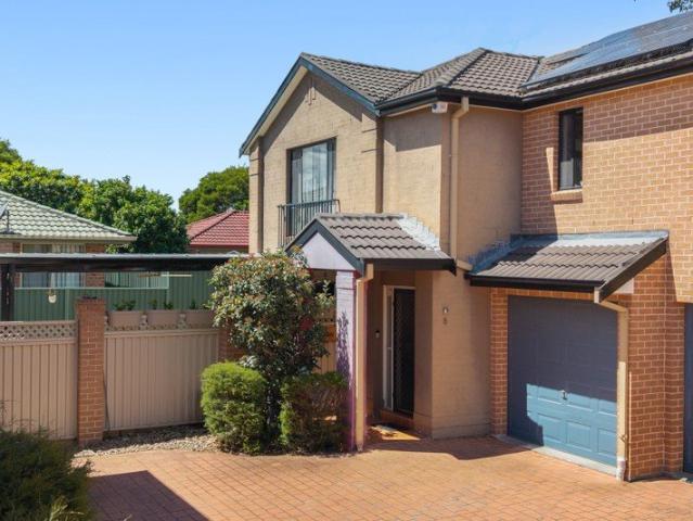 Townhouse for sale in Mount Druitt, Sydney