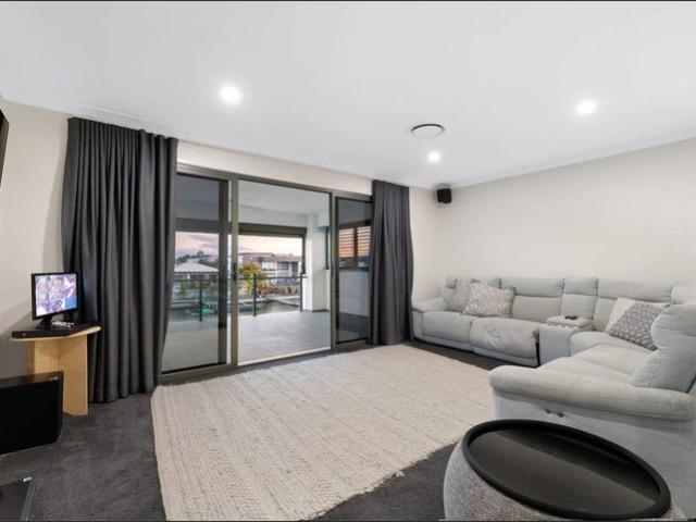 House for rent in Helensvale, Gold Coast City