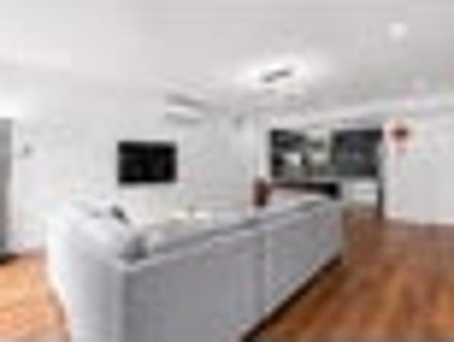 House for sale in New Windsor, Oroua County