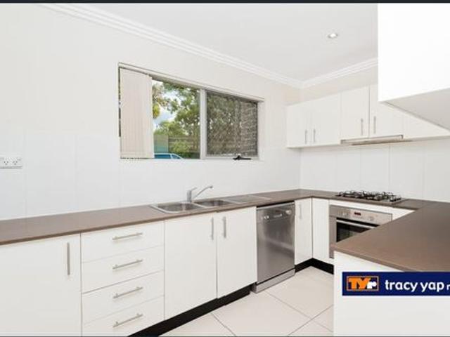 Townhouse for rent in Sydney, New South Wales