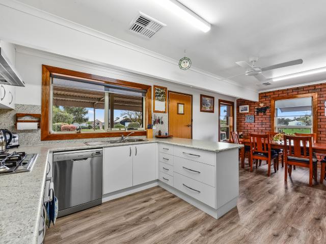 House for sale in Comaum, South Australia