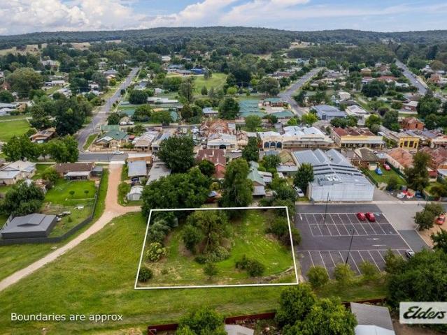 Land for sale in Chiltern, Victoria