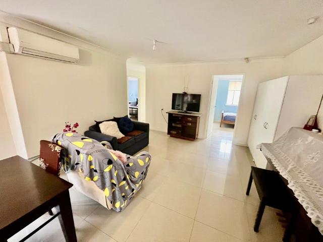 Room for rent in Rossmoyne, Western Australia