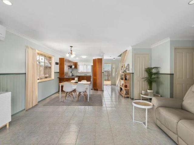 Townhouse for rent in Toombul, Queensland