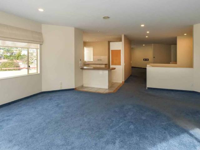 House for rent in Paremoremo, Oroua County