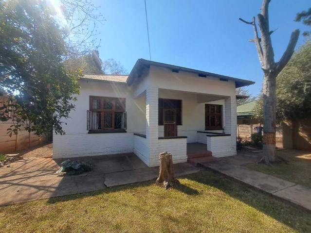 House for sale in Waterkloof, Gauteng