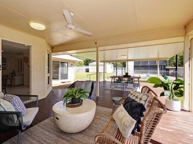 House for sale in Bushland Beach, Queensland