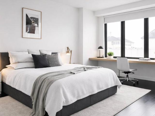 Room for rent in Canoga Park, California
