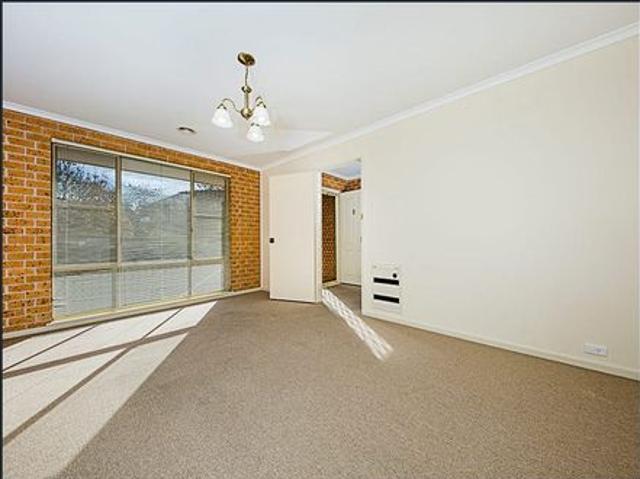 Townhouse for rent in Queanbeyan, New South Wales