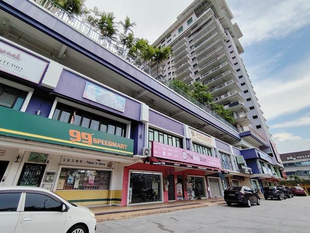 Condominium for sale in Petaling, Alam Impian