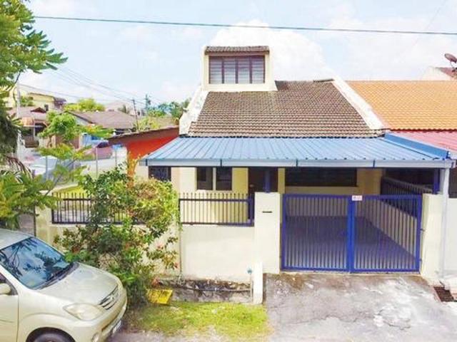 Terraced House for sale in Langat, Selangor
