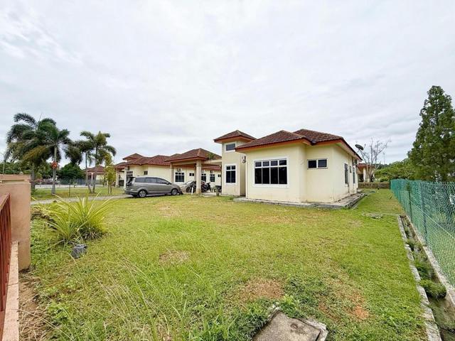 Bungalow for sale in Sendayan Village, Negeri Sembilan