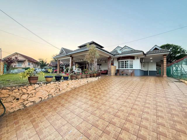 Bungalow for sale in Sendayan Village, Negeri Sembilan
