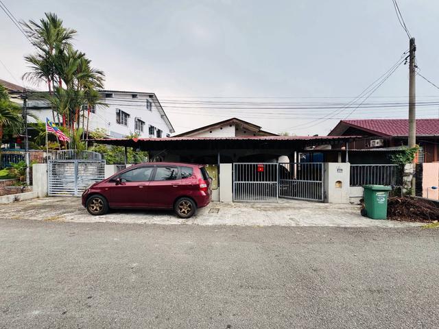 Bungalow for sale in Cheras, Kuala Lumpur