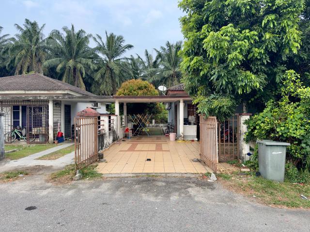 Residential House for sale in Kajang, Langat