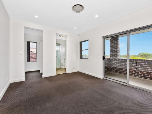 House for rent in Yagoona, Sydney