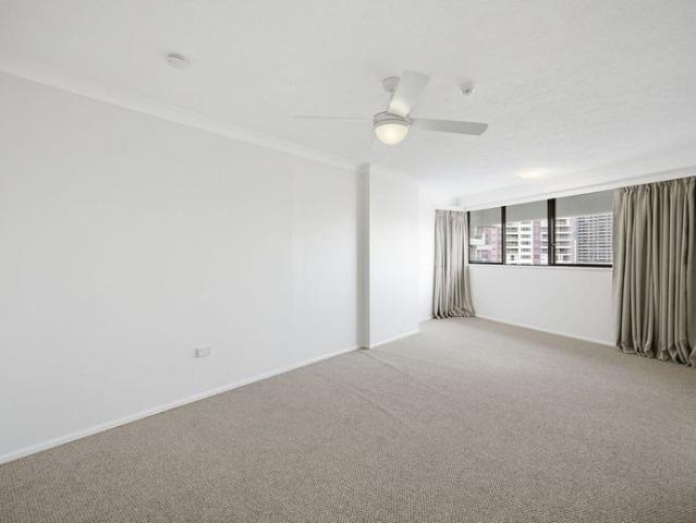 Apartment for rent in Surfers Paradise, Gold Coast City