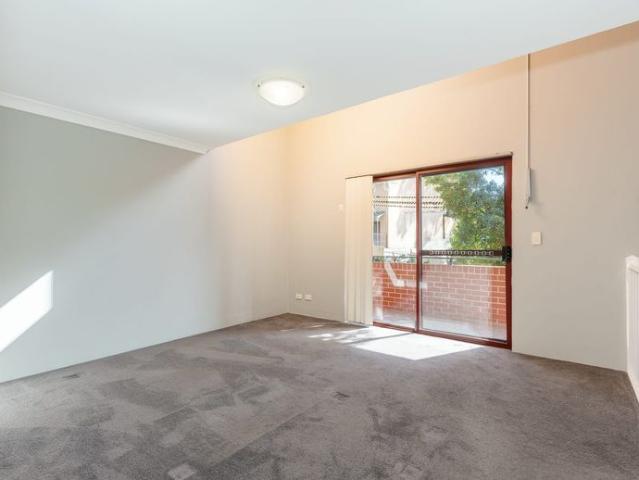 Townhouse for rent in Sydney, New South Wales
