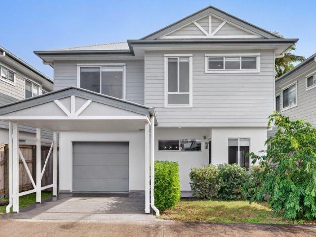 Townhouse for sale in Toombul, Queensland