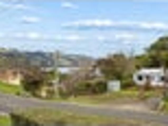 House for sale in Otakou