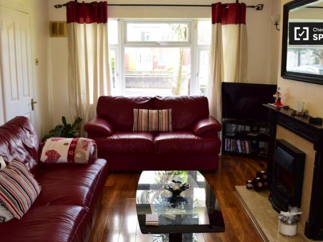 Room to rent in Tallaght, North Tipperary