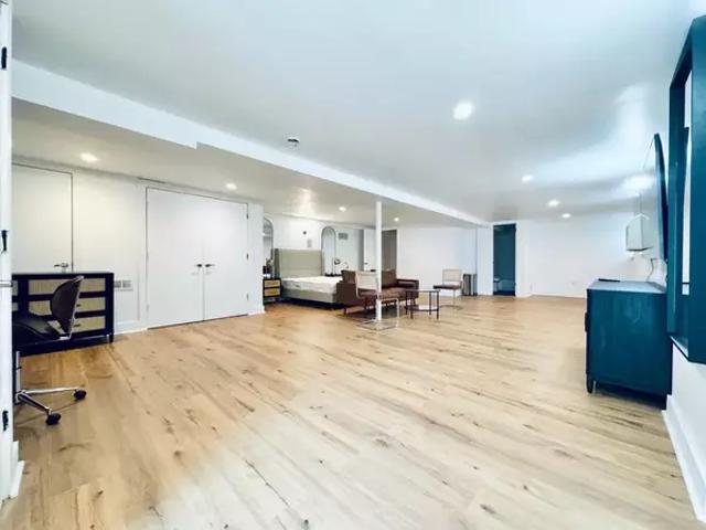 Room for rent in Arverne, New York