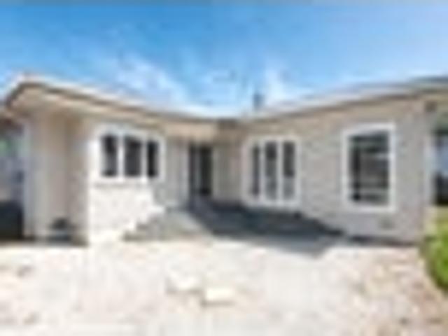 House for sale in Saint Albans, Canterbury