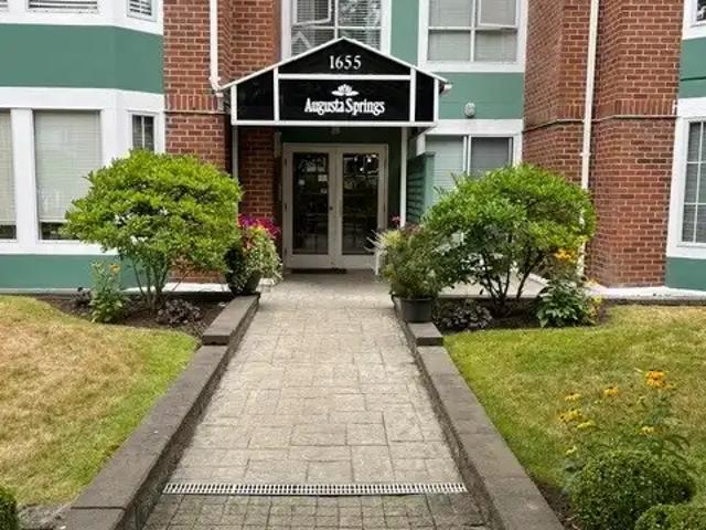 Condo for rent in Burnaby, British Columbia