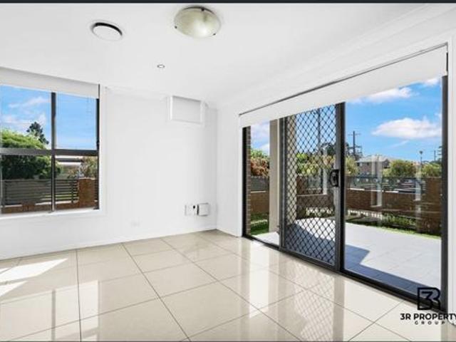 Townhouse for rent in Sydney, New South Wales