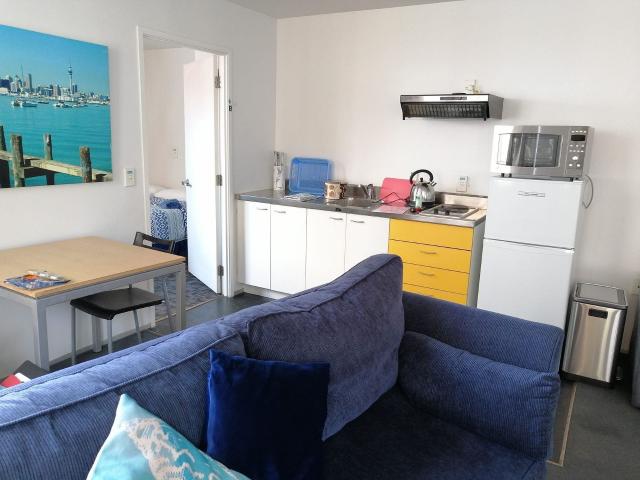 Apartment for rent in Te Tōangaroa, Auckland