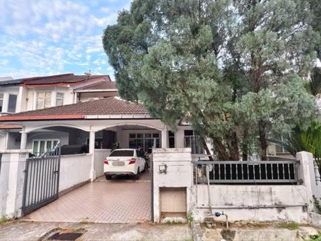 Terraced House for sale
