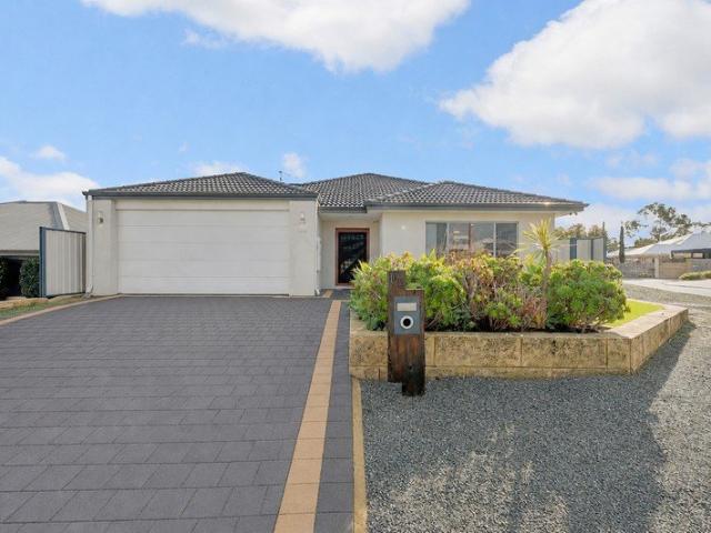House for sale in Parklands, Western Australia