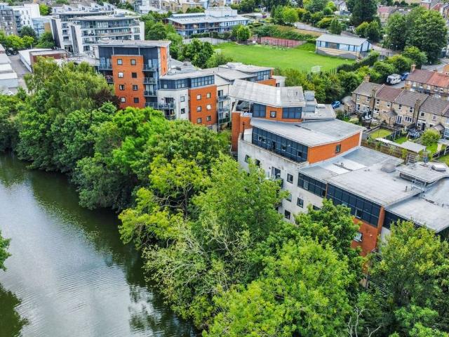 Apartment for rent in Midway, Kent