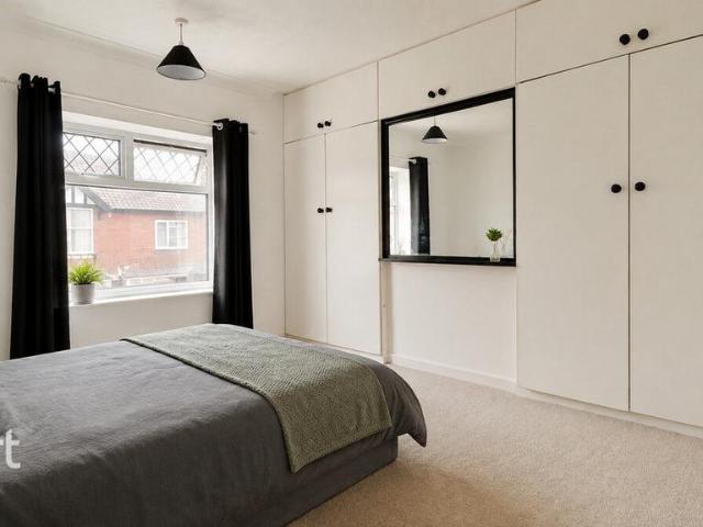House for rent in Lakenham, East Bank