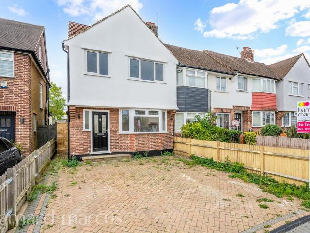 House for rent in Motspur Park, Greater London