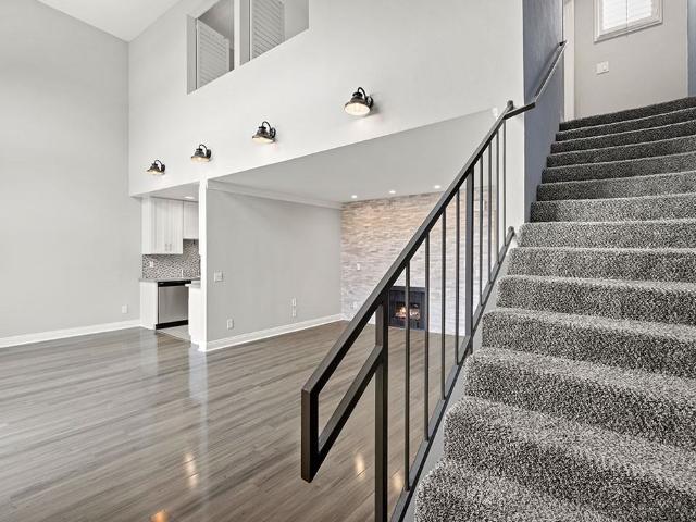 Apartment for rent in Canoga Park, California