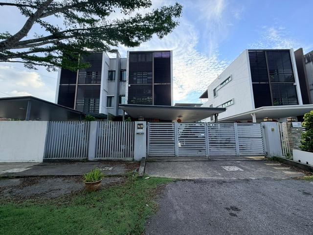 Residential House for rent in Kuching, Bahagian Kuching
